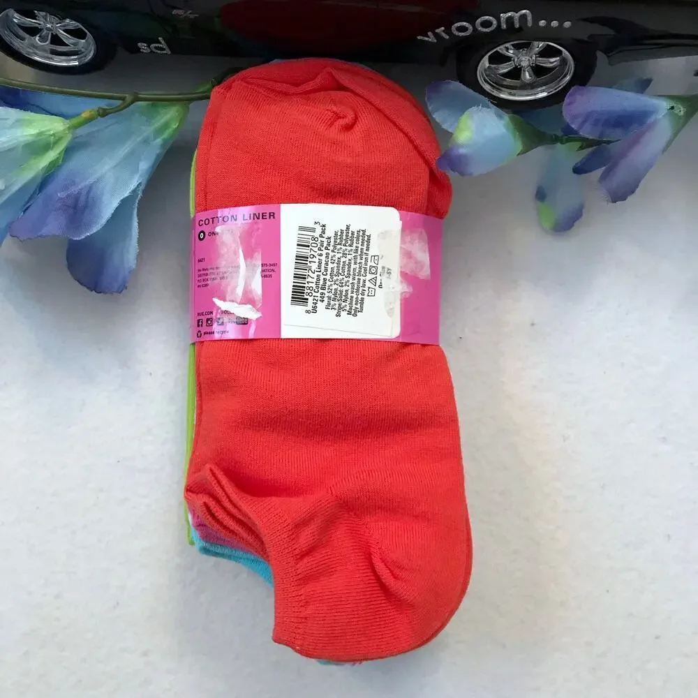 Hue New 6 Pairs of No Show Socks Women One Size